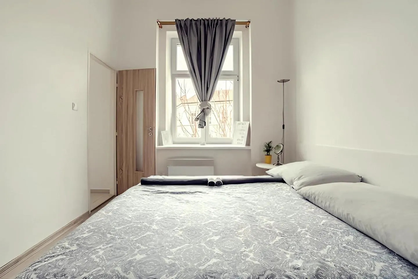 Stylish Apartment In Heart Of Zizkov Near Iconic Sites Prague